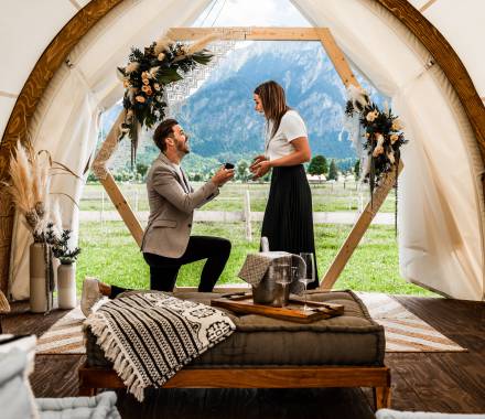 Heiratsantrag mit Blick auf Schloss Neuschwanstein