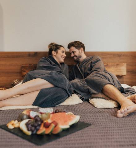 Private Spa - Paar entspannt im Wellness Hotel das Rübezahl