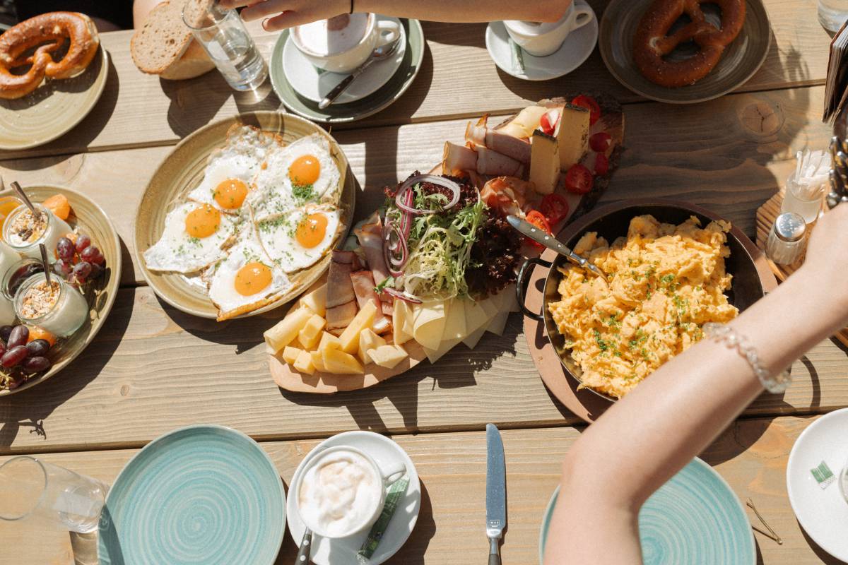 Bergfrühstück auf der Rohrkopfhütte