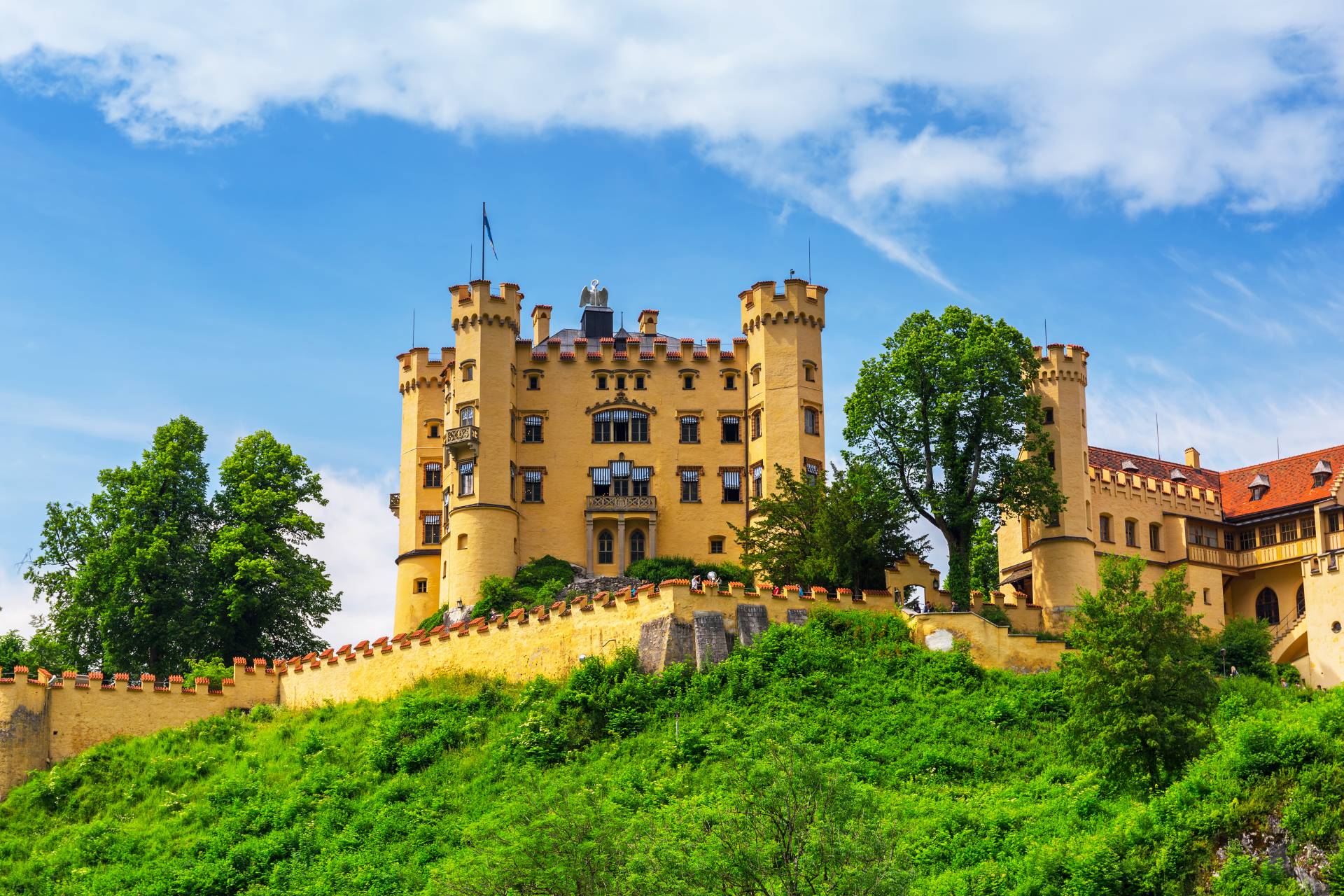 Schloss Hohenschwangau im Sommer