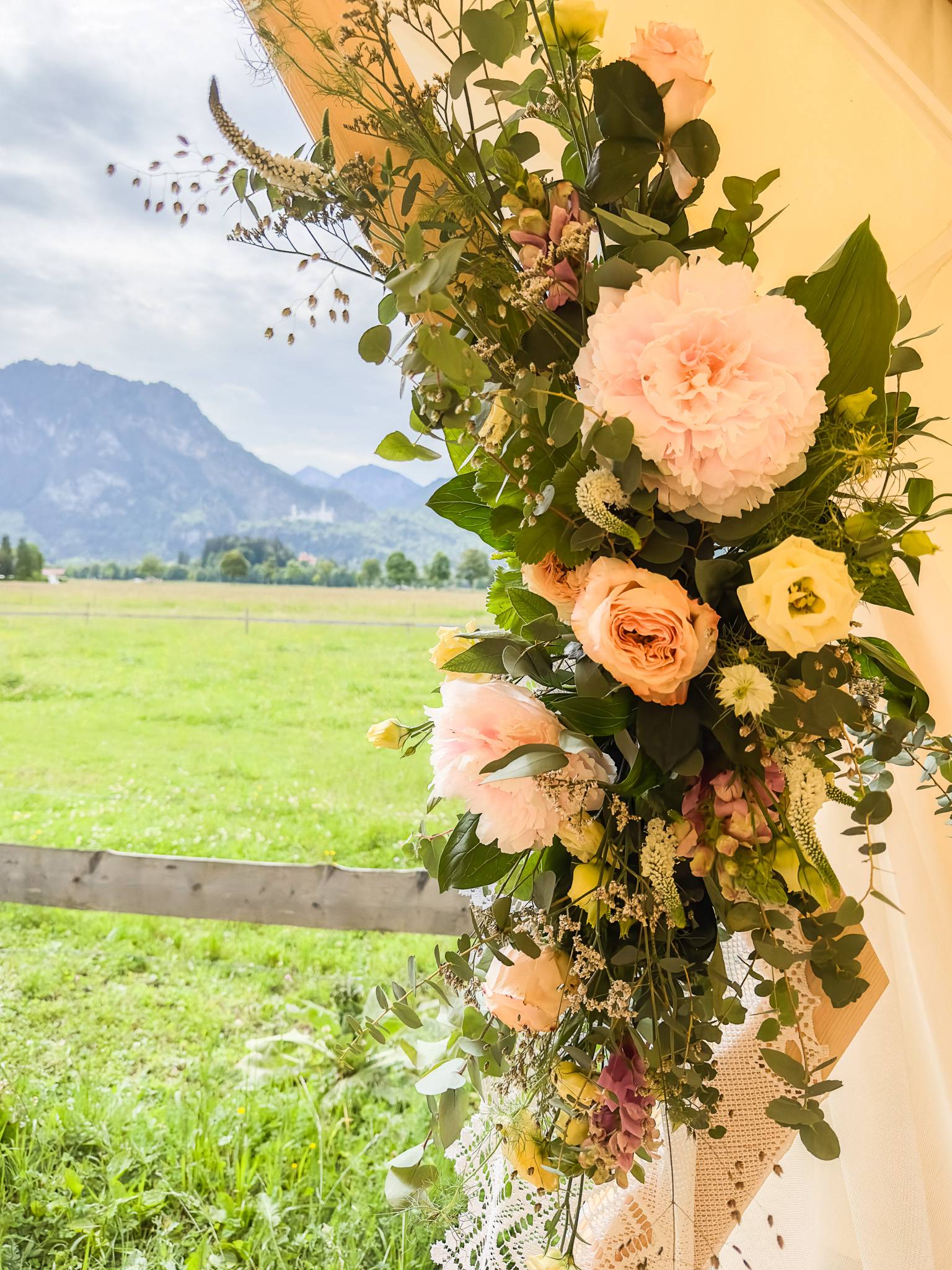 Festive decorations & regional recommendations - Hotel Das Rübezahl