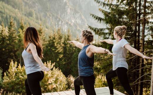 Yoga am Berg & Grillgenuss mit Angela