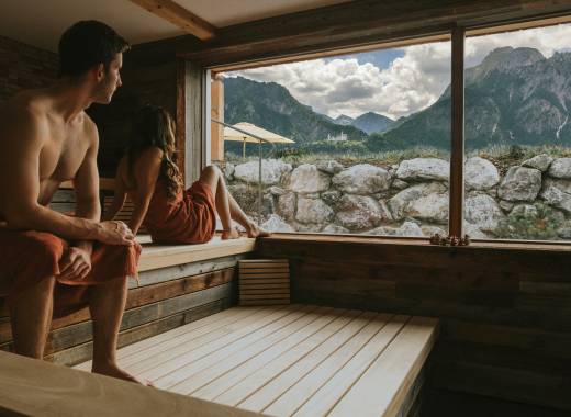 Wellness mit Bergblick - Panoramasauna im Wellnesshotel das Rübezahl bei Füssen