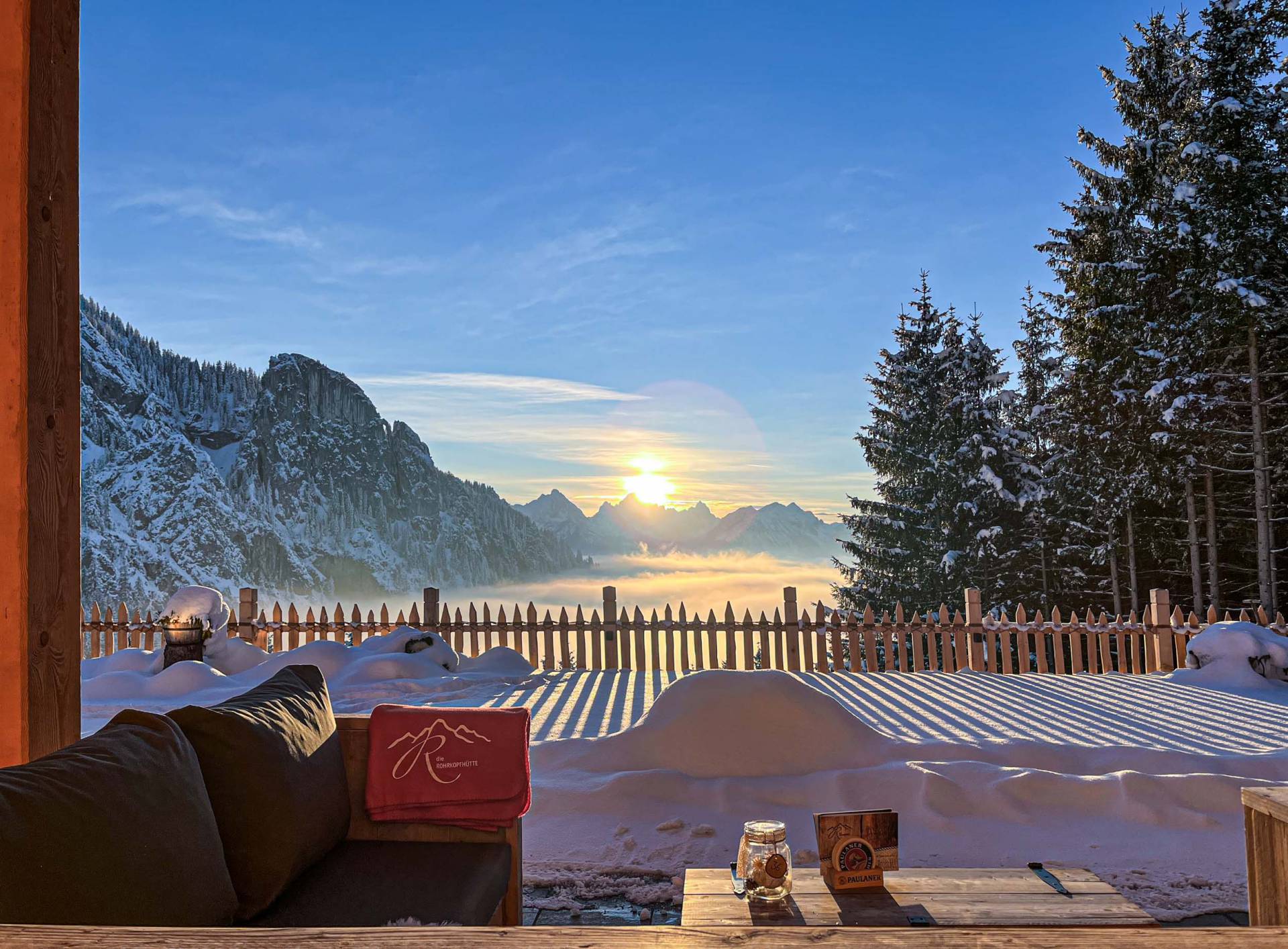 Sonnenuntergang auf der Rohrkopfhütte am Tegelberg