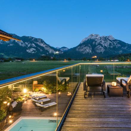 Alpenpanorama und Schlossblick im Hotel Das Rübezahl