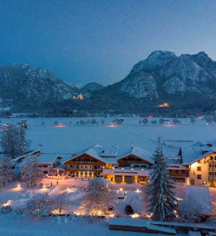 4 Sterne Superior Hotel bei Füssen nahe Schloss Neuschwanstein im Winter