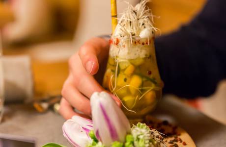 Aperitif mit sommerlichen Zügen