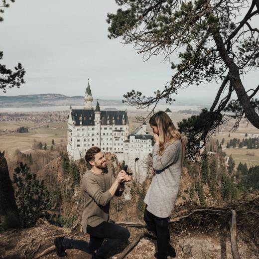 Heiraten im Allgäu - Heiratsantrag mit Schlossblick