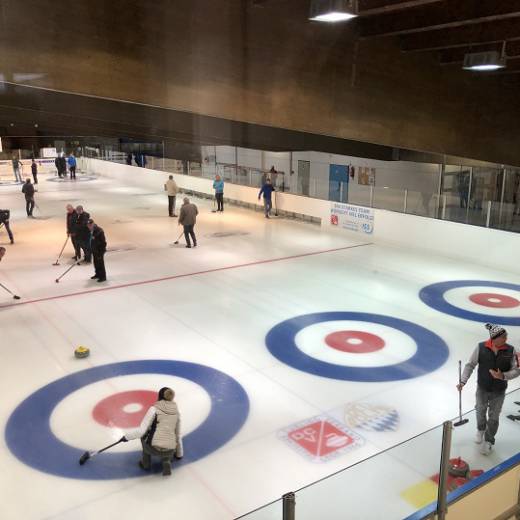 Curling im Eisstadion Füssen