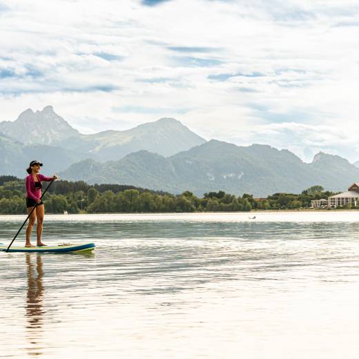 Stand-Up Paddling am Forggensee
