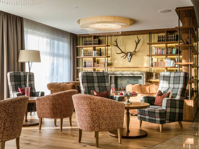 Wohnzimmerflair im Hotel Rübezahl in Schwangau